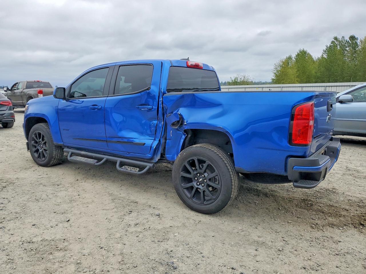 2020 Chevrolet Colorado Lt - Image 2