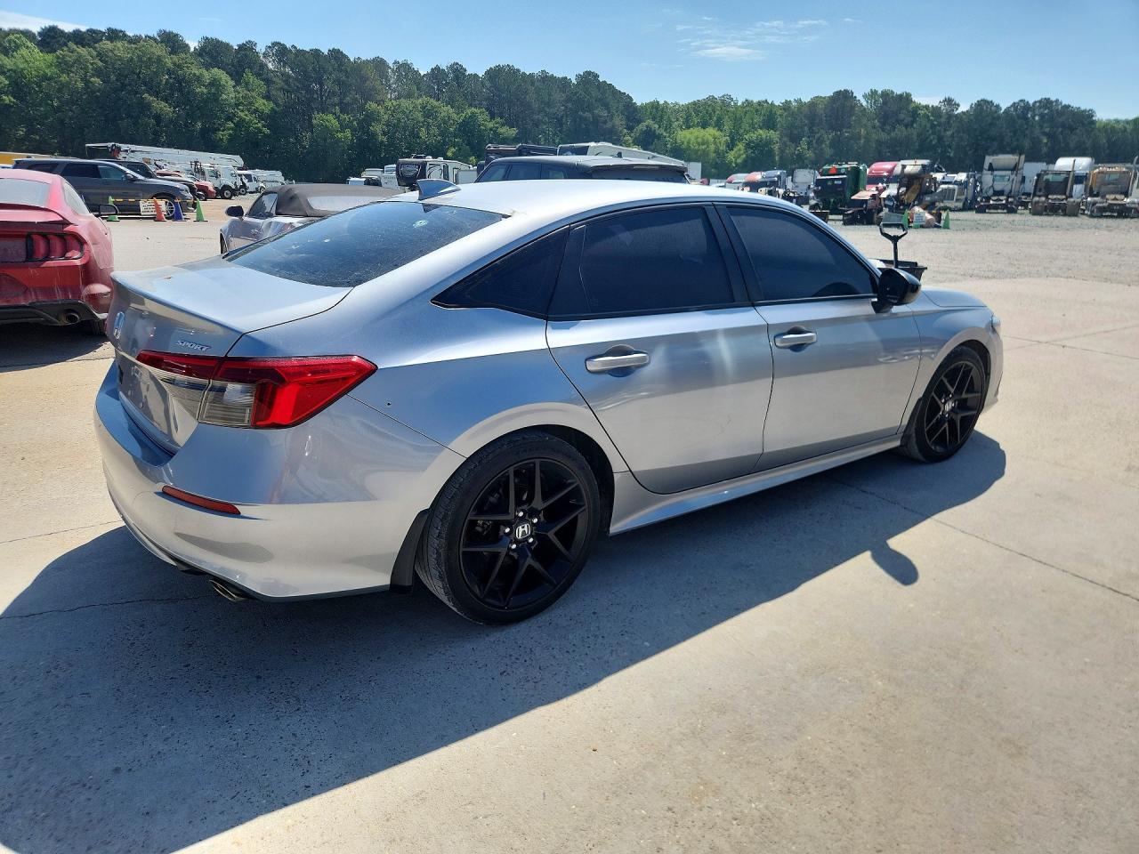 2023 Honda Civic Sport - Image 3