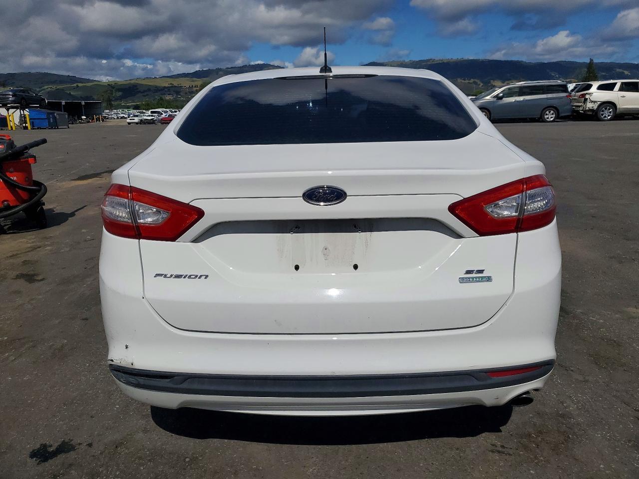 2014 Ford Fusion Se - Фото 6