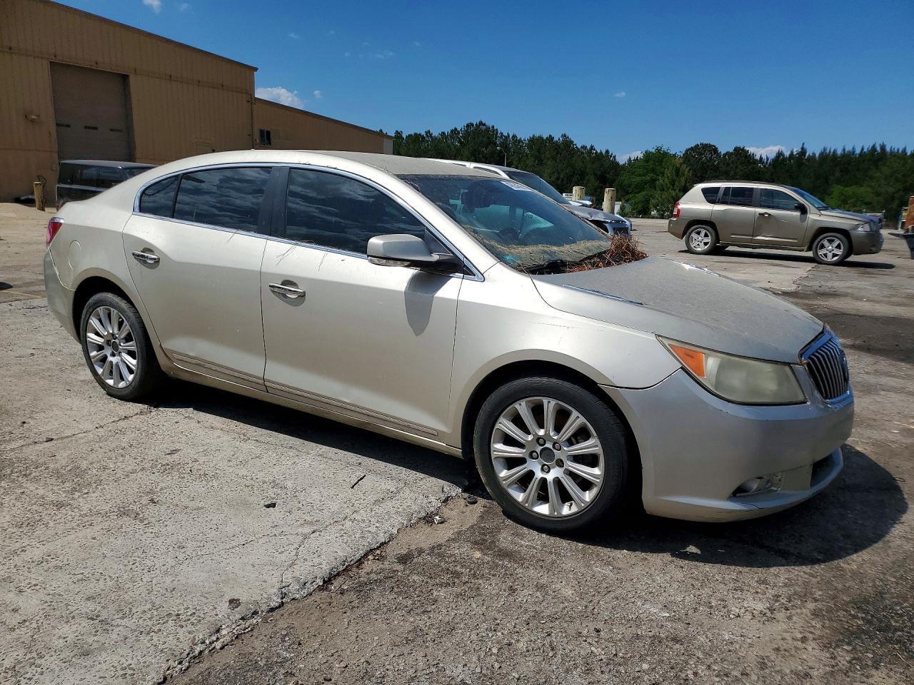 2013 Buick Lacrosse - Image 4