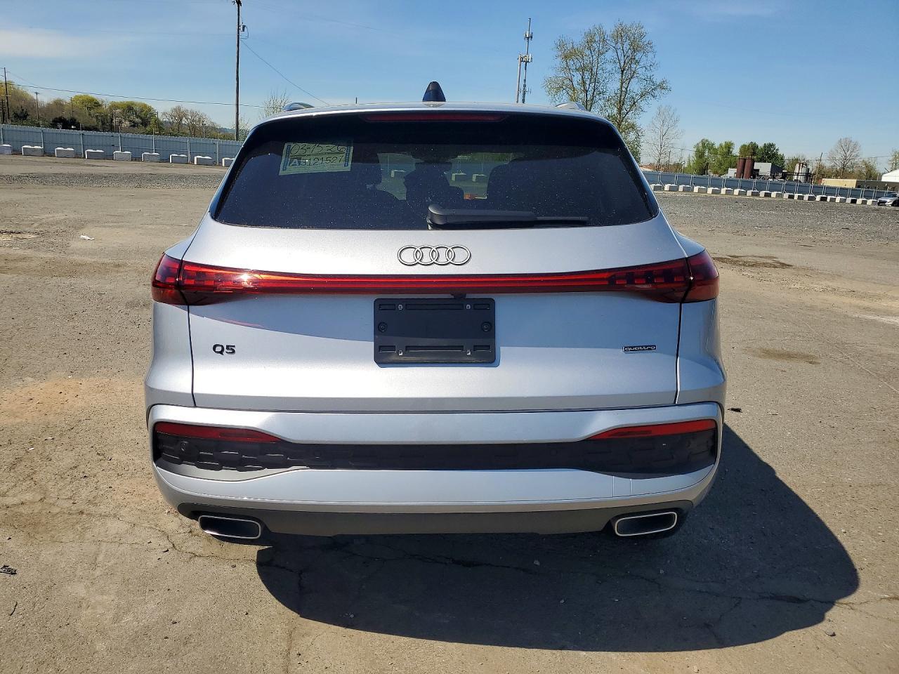 2025 Audi Q5 Premium - Image 6