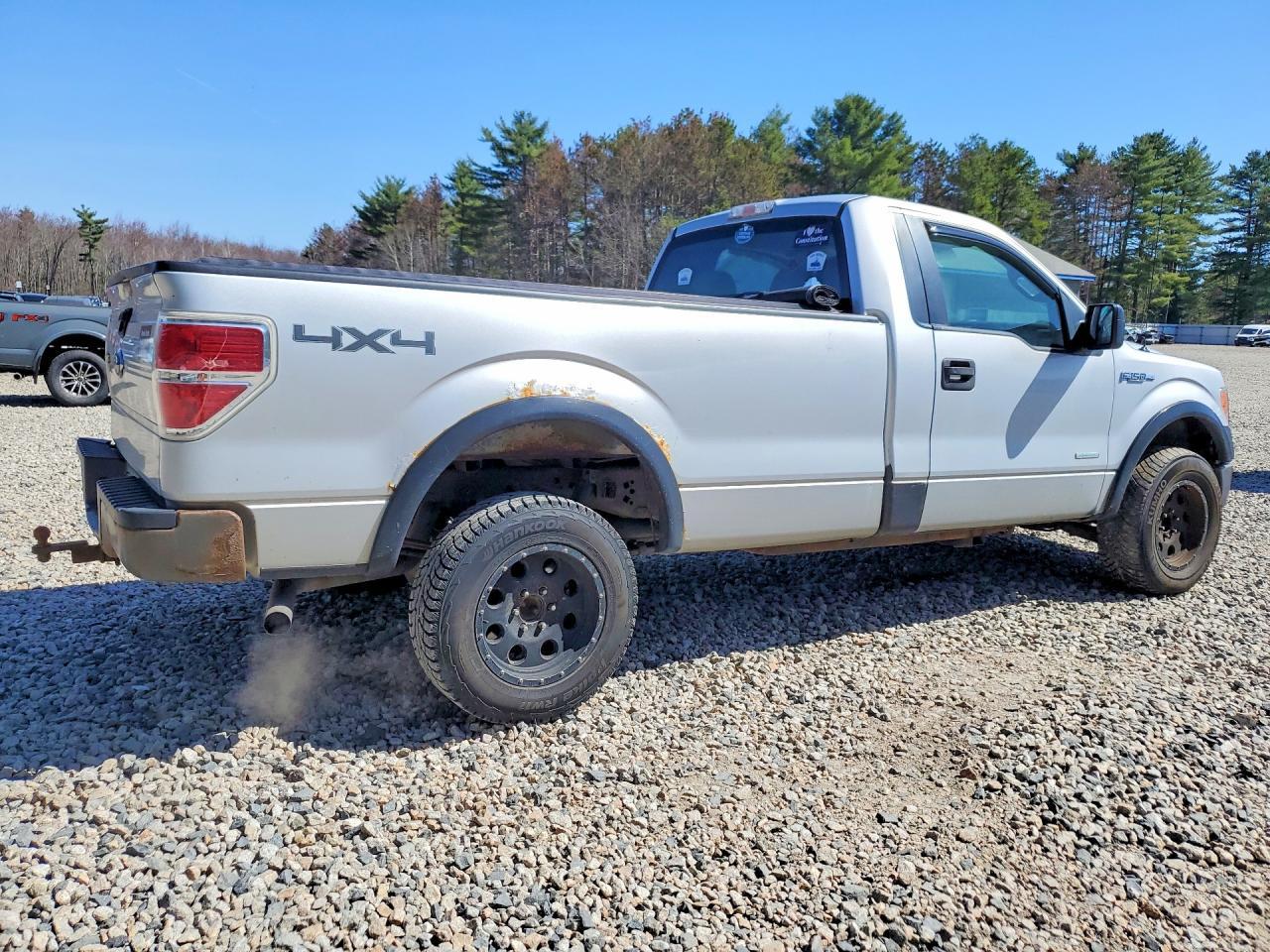 2012 Ford F150 - Фото 3