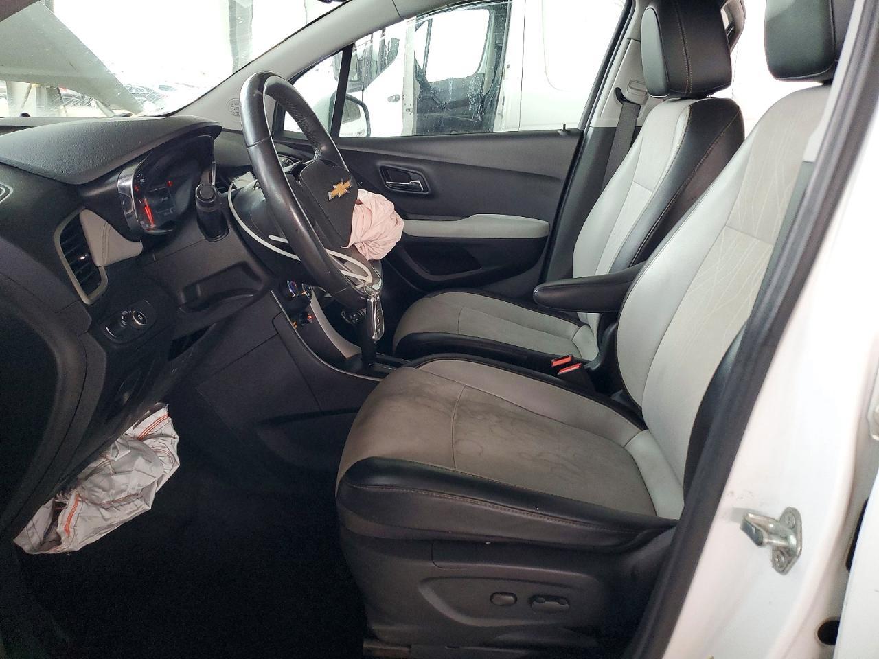 2019 Chevrolet Trax 1Lt - Image 7