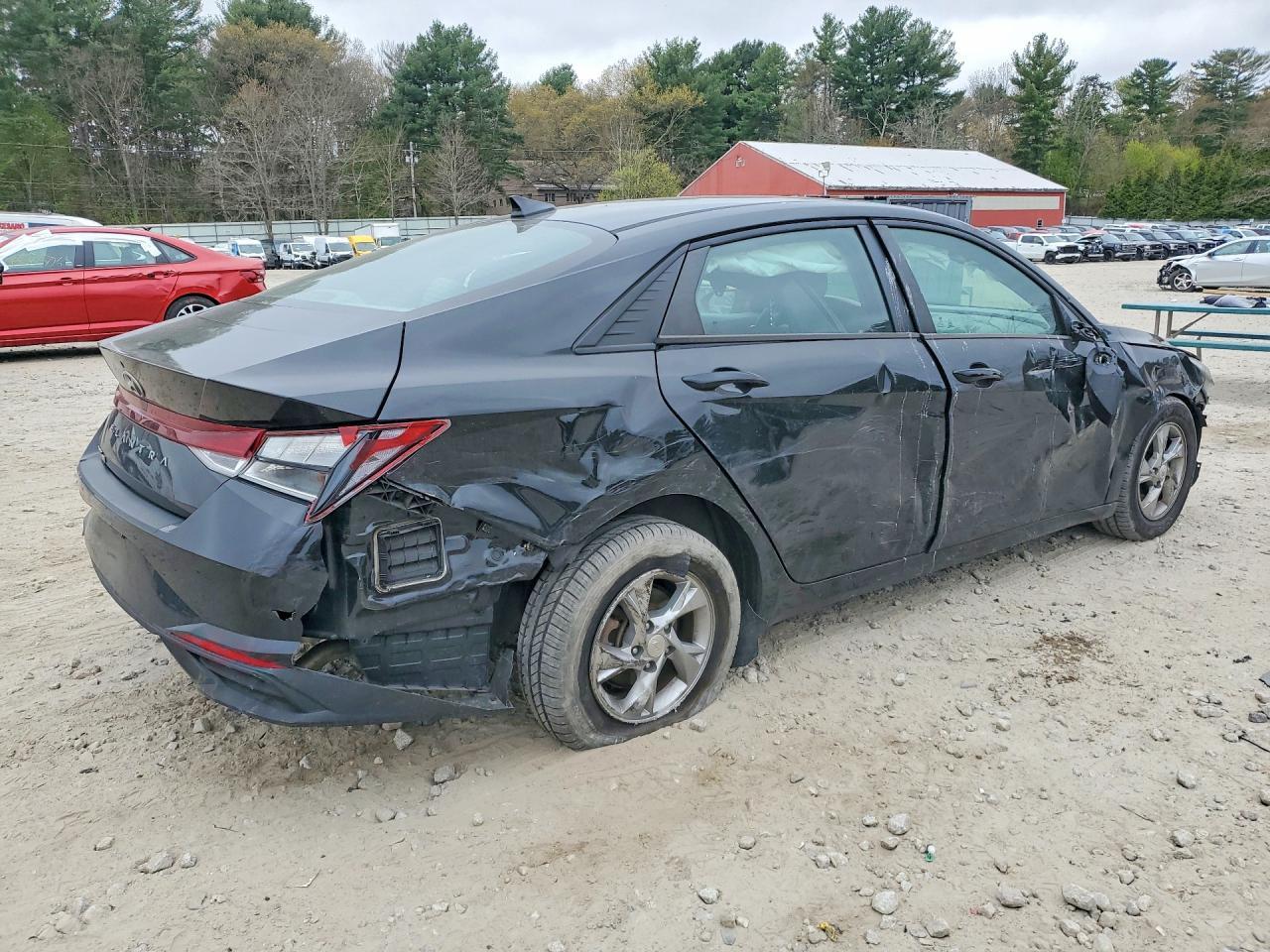 2021 Hyundai Elantra Se - Фото 3