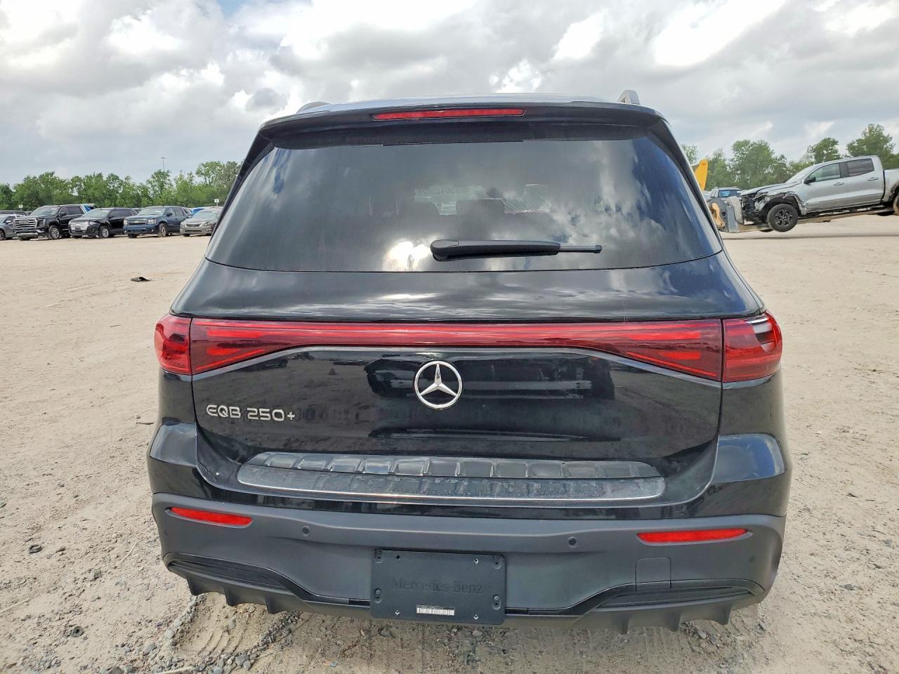2024 Mercedes-Benz Eqb 250+ - Image 6
