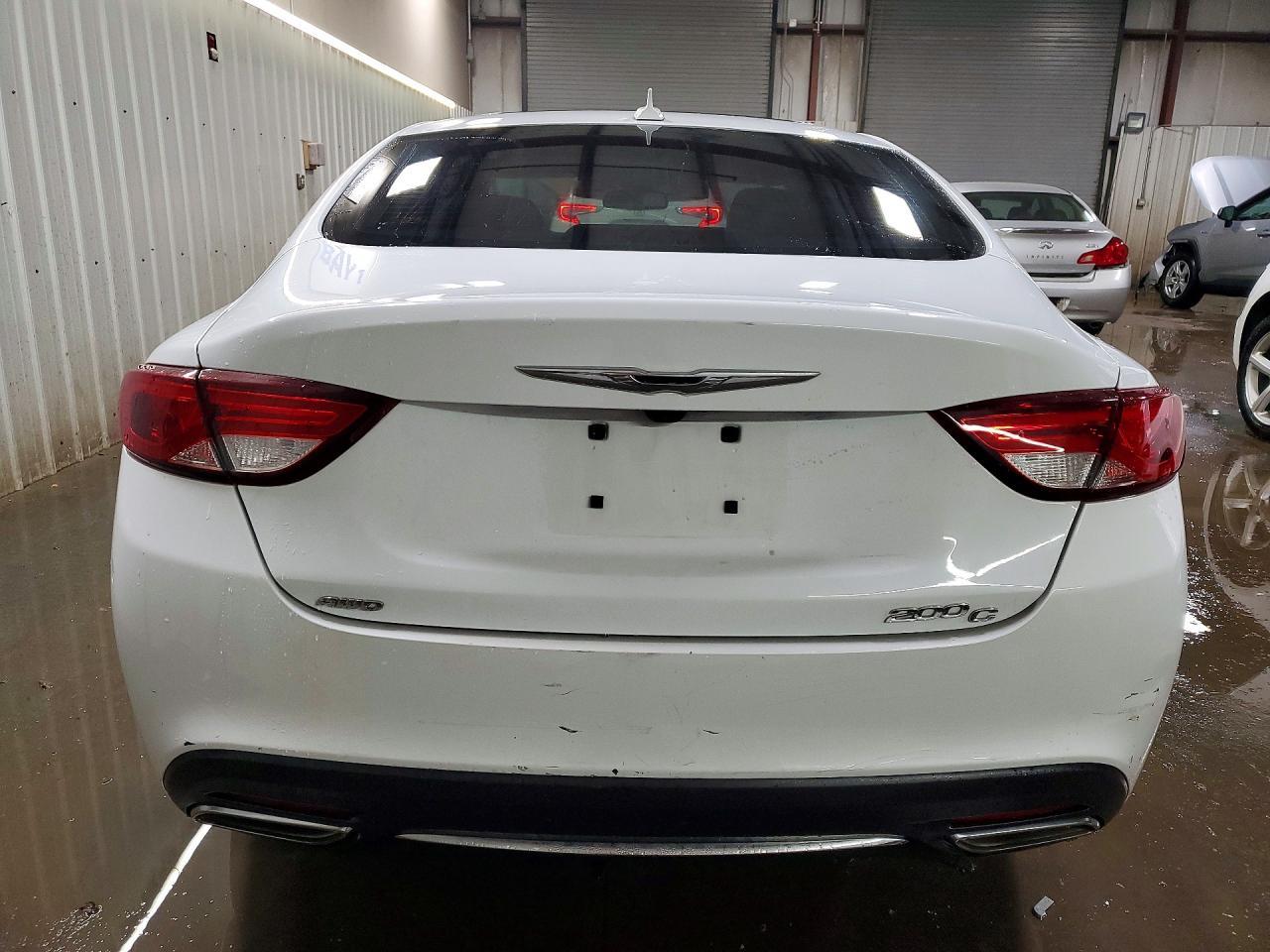 2015 Chrysler 200 C - Image 6