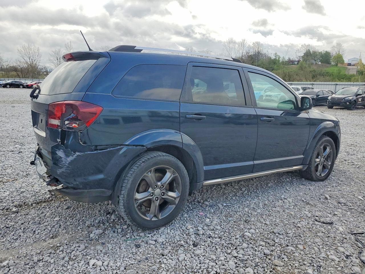 2014 Dodge Journey Crossroad - Image 3