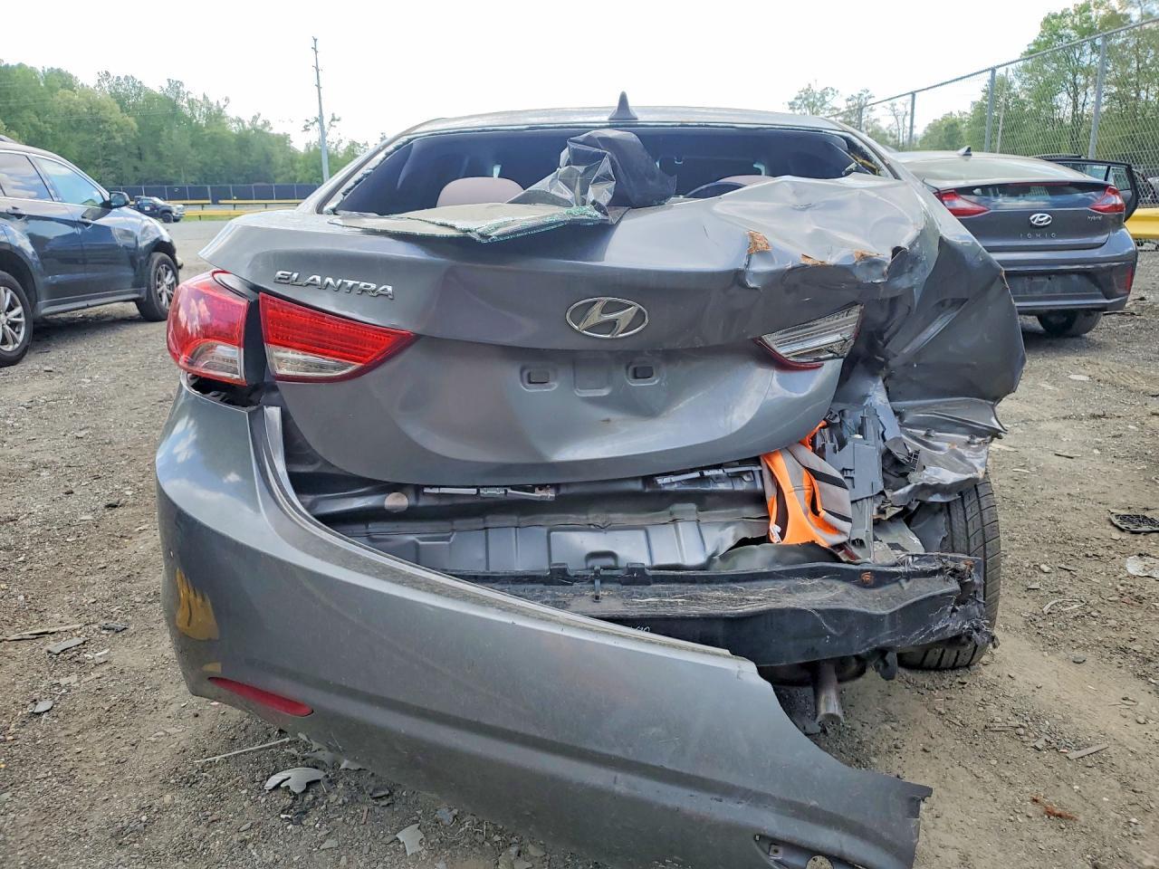 2013 Hyundai Elantra Gls - Image 6