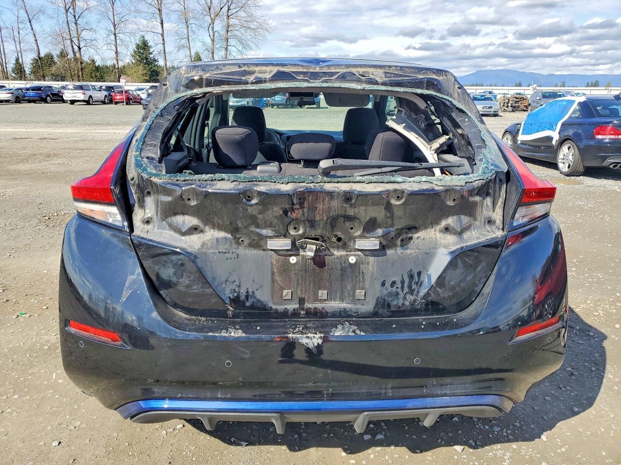2022 Nissan Leaf S - Фото 6