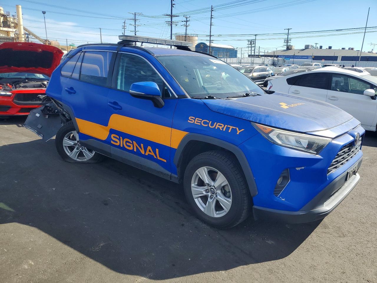 2021 Toyota Rav 4 - Фото 4