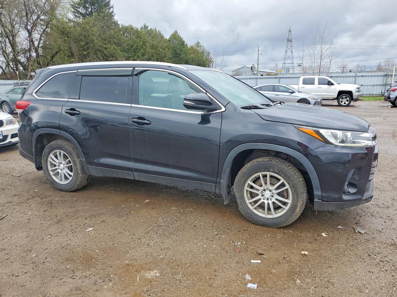 2019 Toyota Highlander Xle - Image 4
