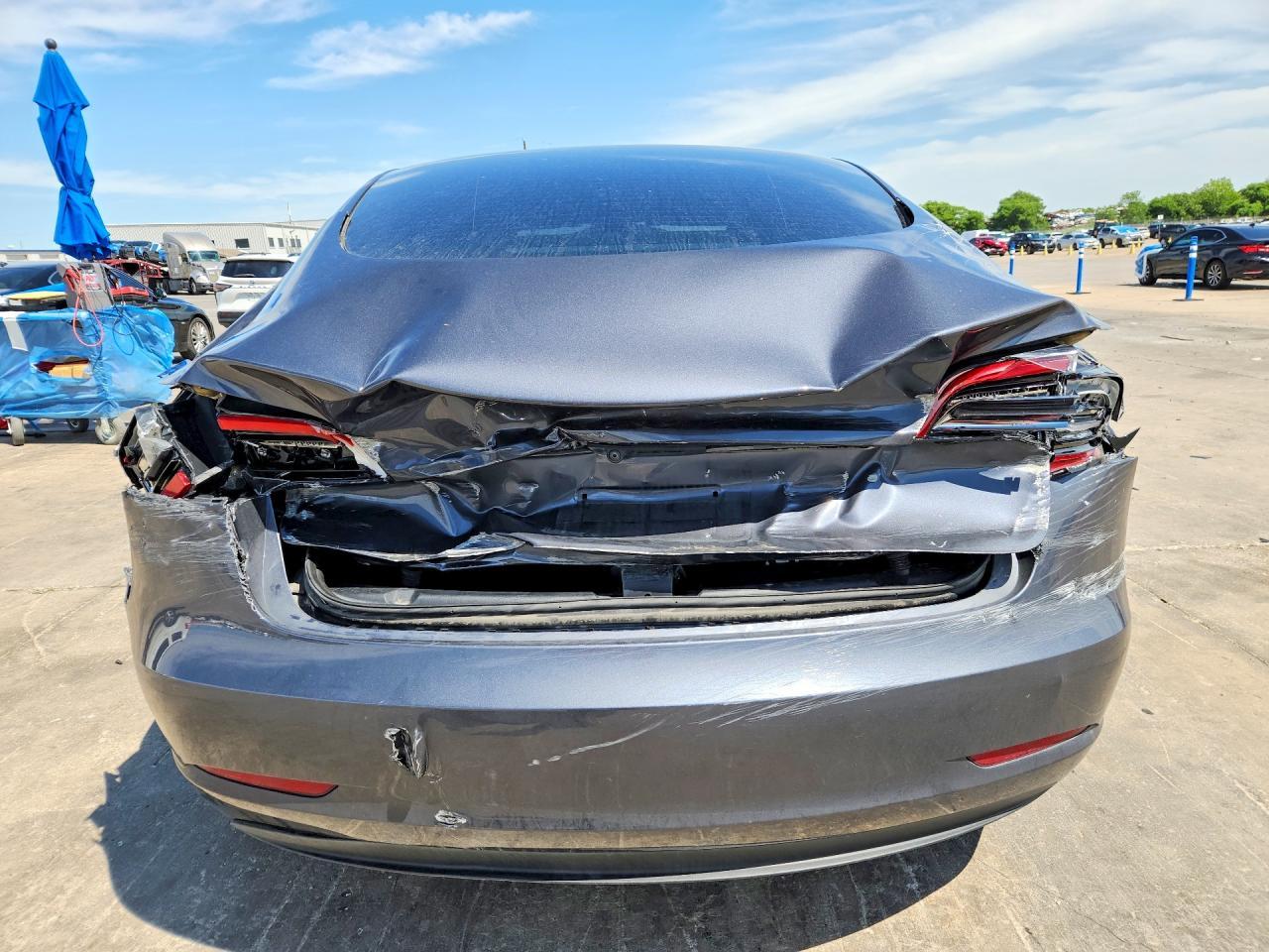 2023 Tesla Model 3 - Фото 6