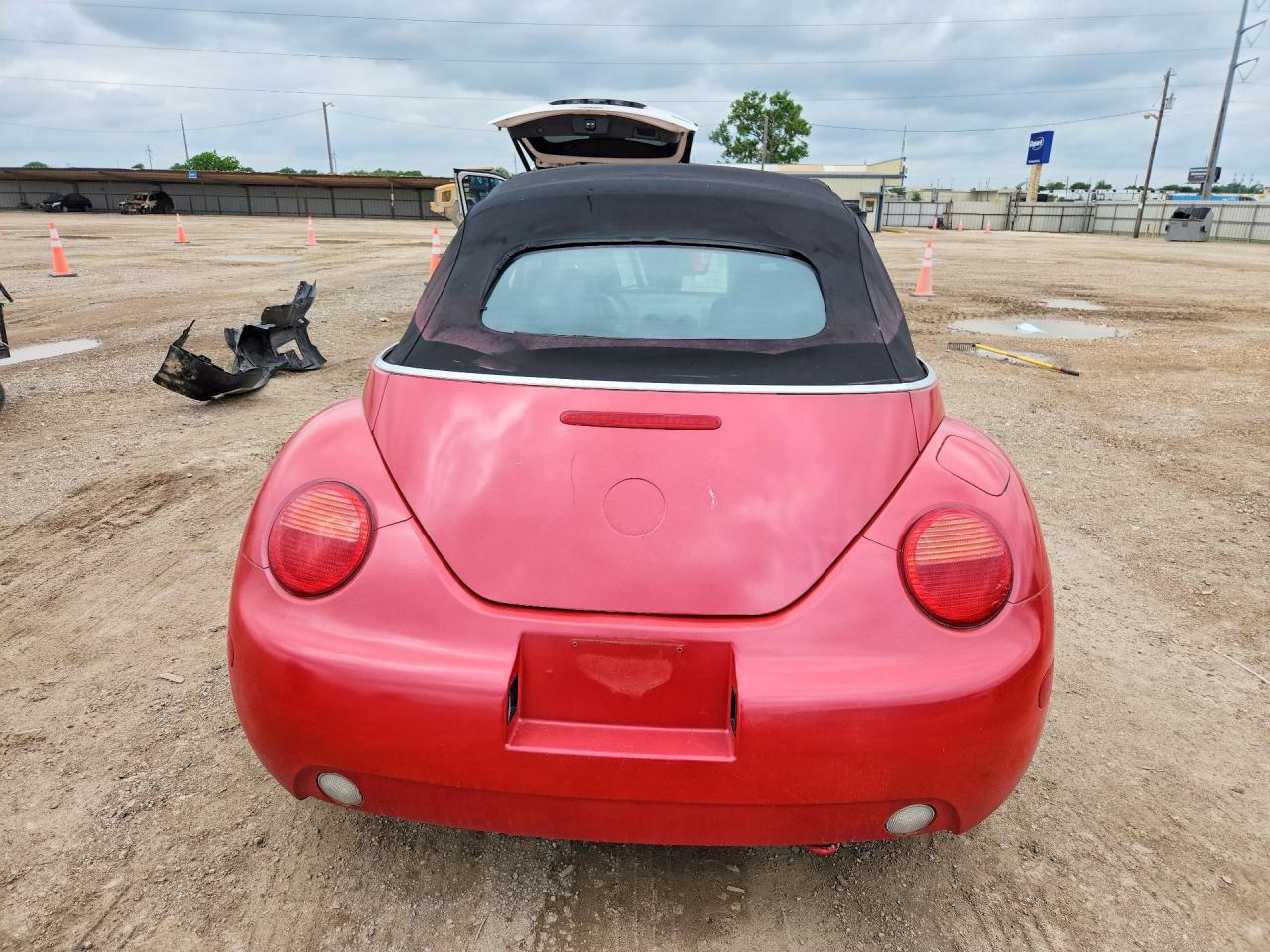 2004 Volkswagen New Beetle Gl - Image 6