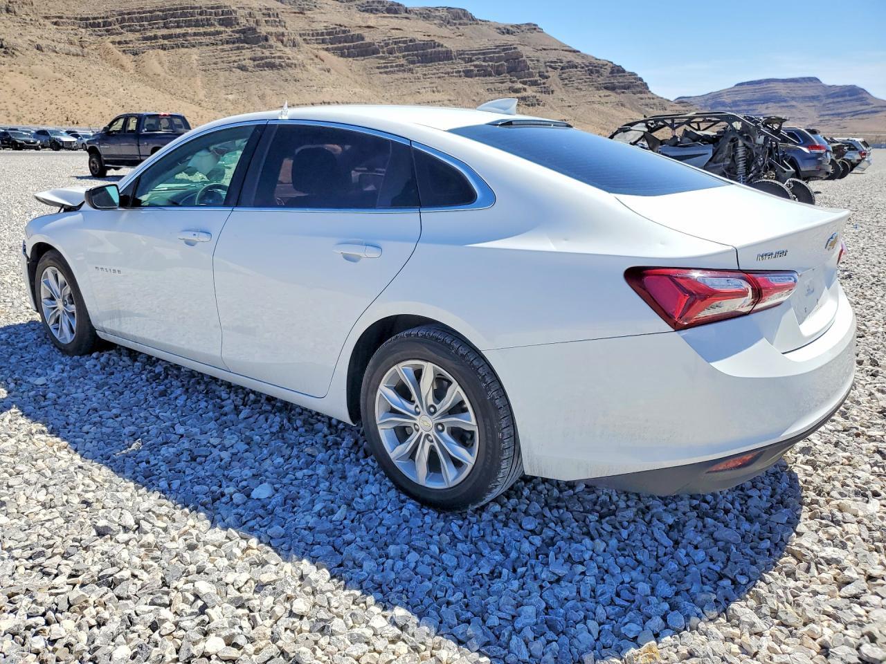 2020 Chevrolet Malibu Lt - Image 2