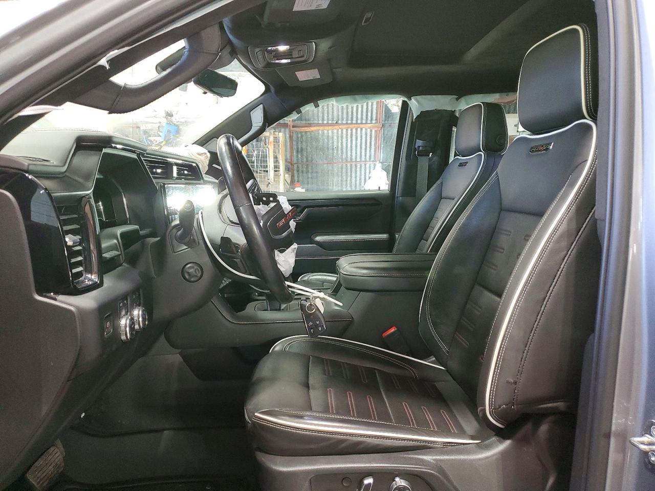 2023 GMC Sierra K1500 At4X - Фото 7