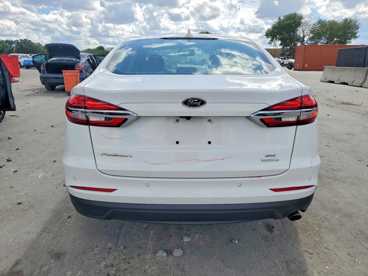 2020 Ford Fusion Se - Фото 6