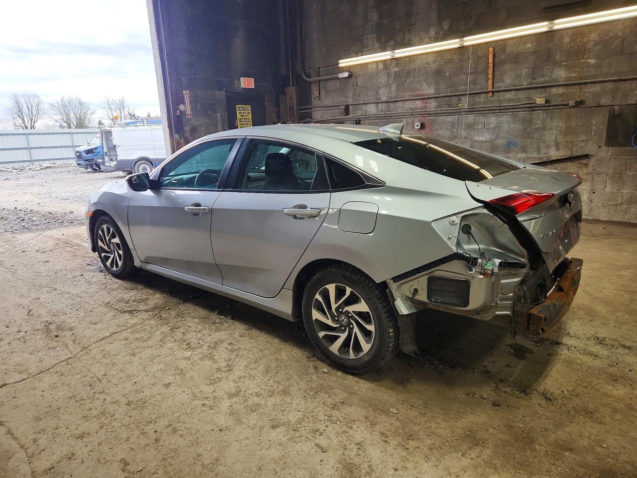 2018 Honda Civic Ex - Image 2
