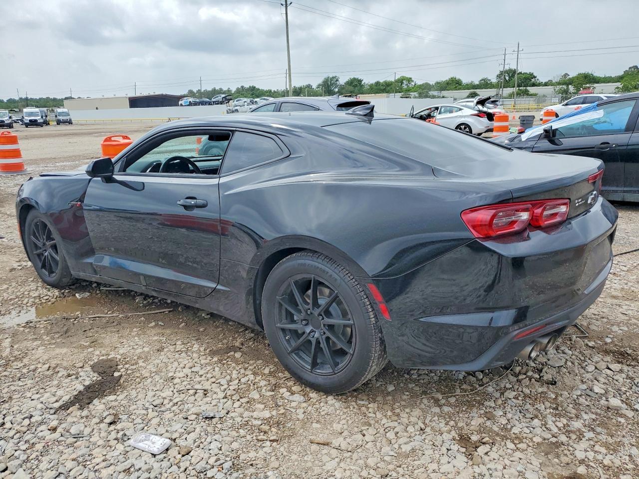 2021 Chevrolet Camaro Lz - Фото 2