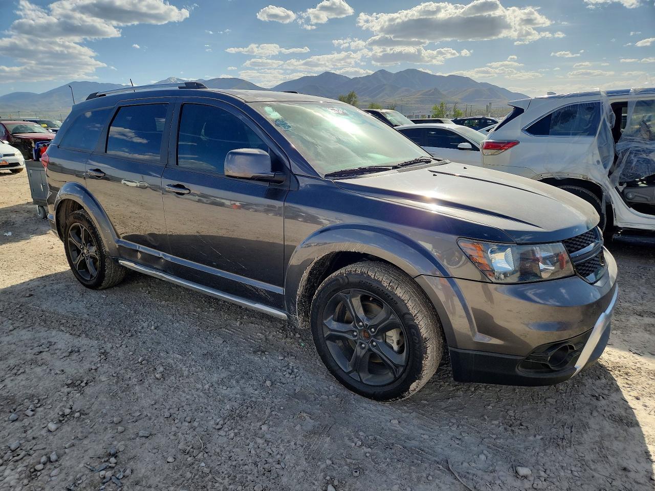 2020 Dodge Journey Crossroad - Фото 4