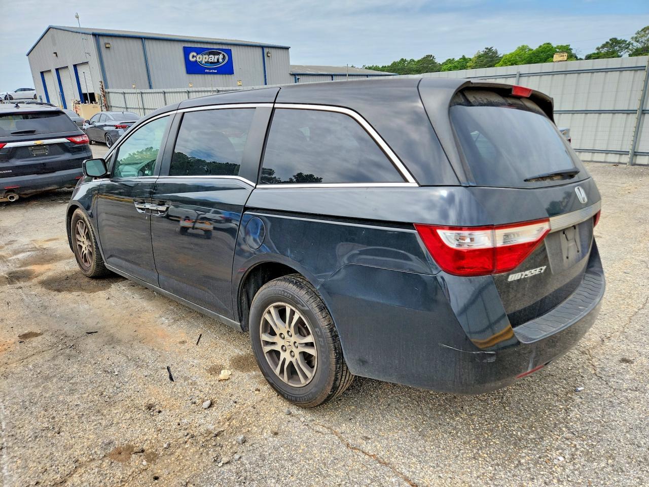 2011 Honda Odyssey Exl - Image 2