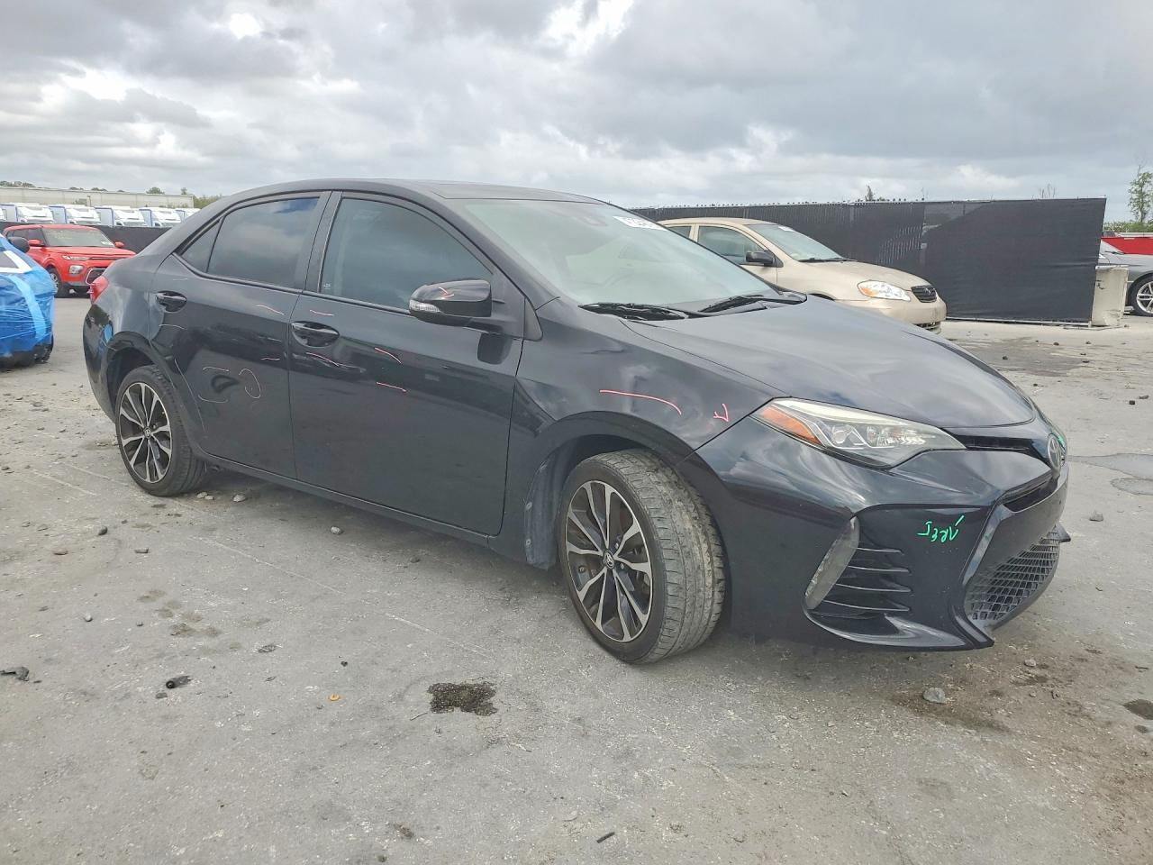 2017 Toyota Corolla Se - Фото 4