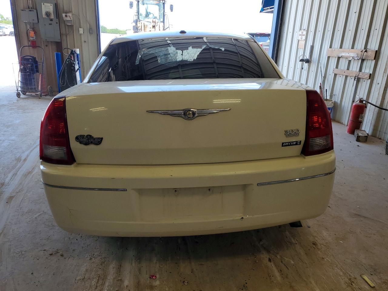 2006 Chrysler 300 Touring - Фото 6