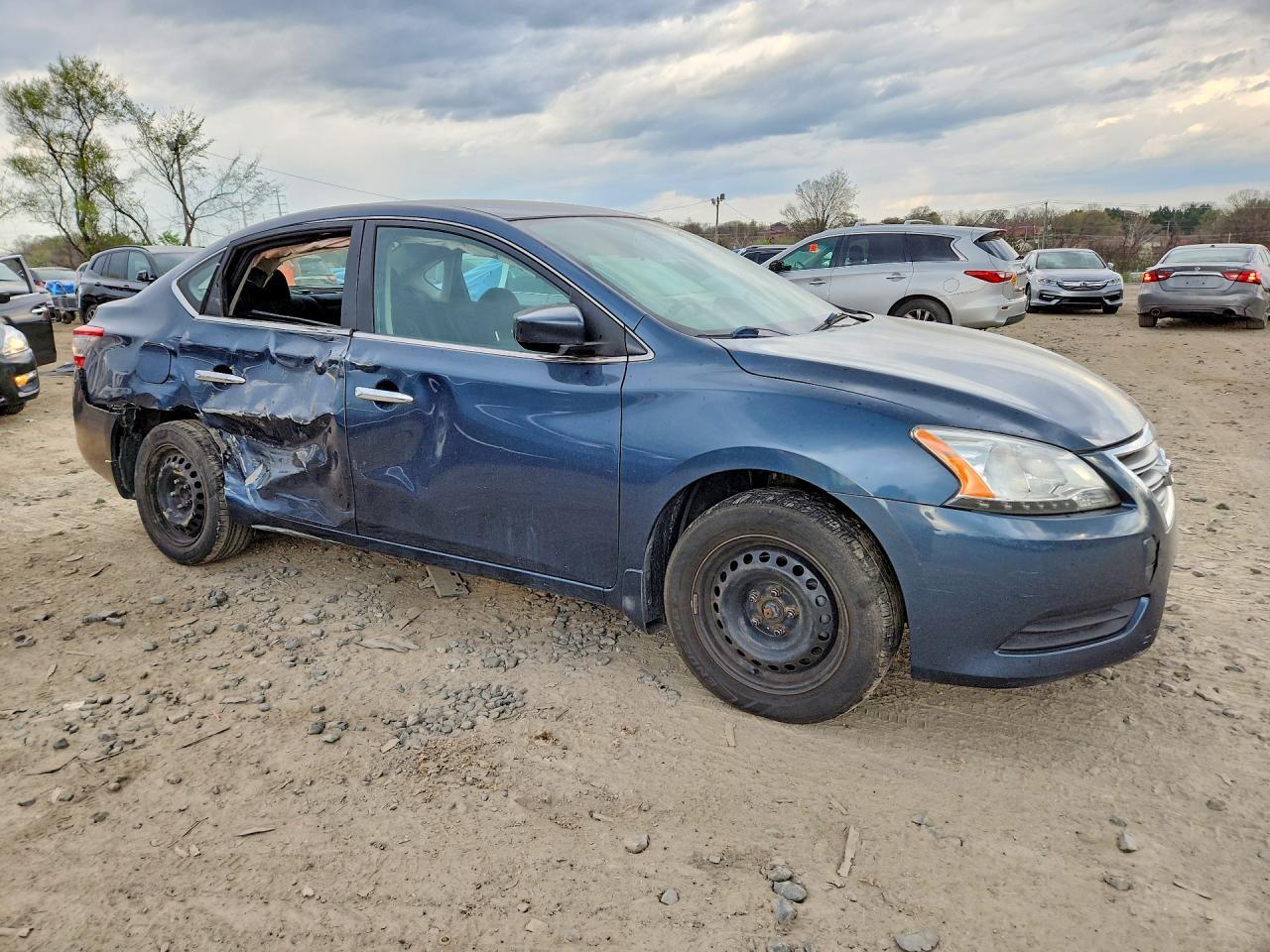 2014 Nissan Sentra S - Фото 4