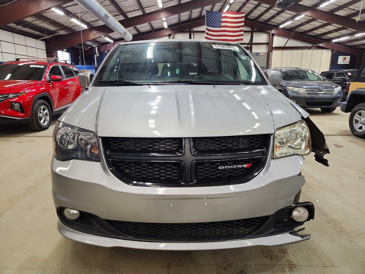 2018 Dodge Grand Caravan Se - Image 5