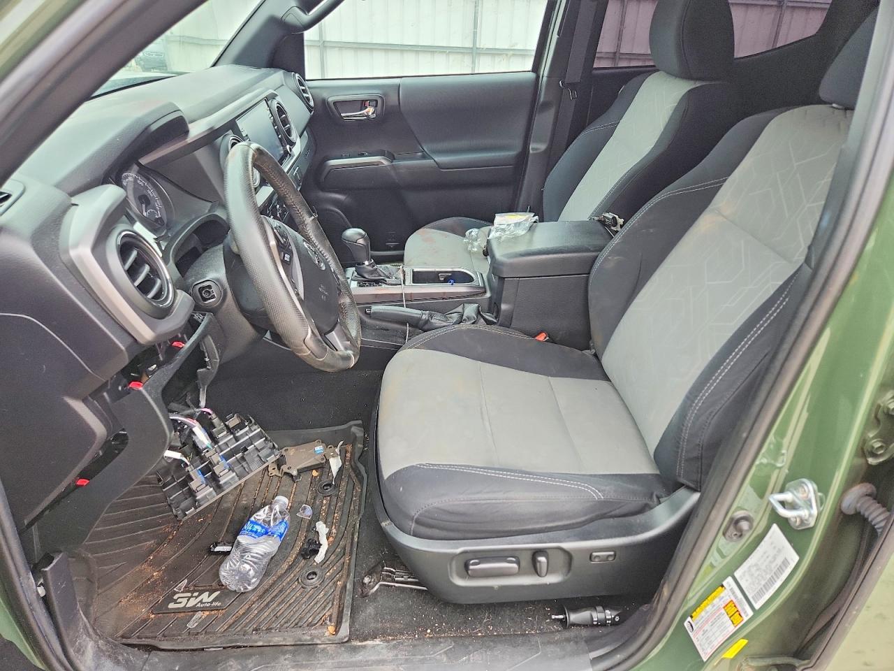 2021 Toyota Tacoma Trd Off-Road - Image 7
