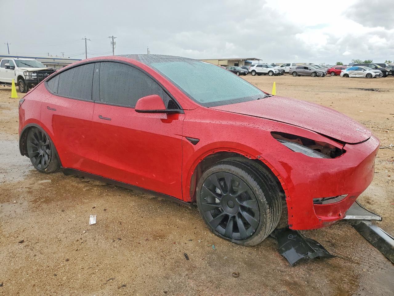 2023 Tesla Model Y - Image 4