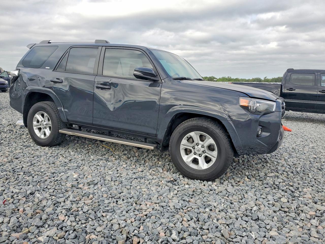 2024 Toyota 4Runner Sr5 Premium - Image 4
