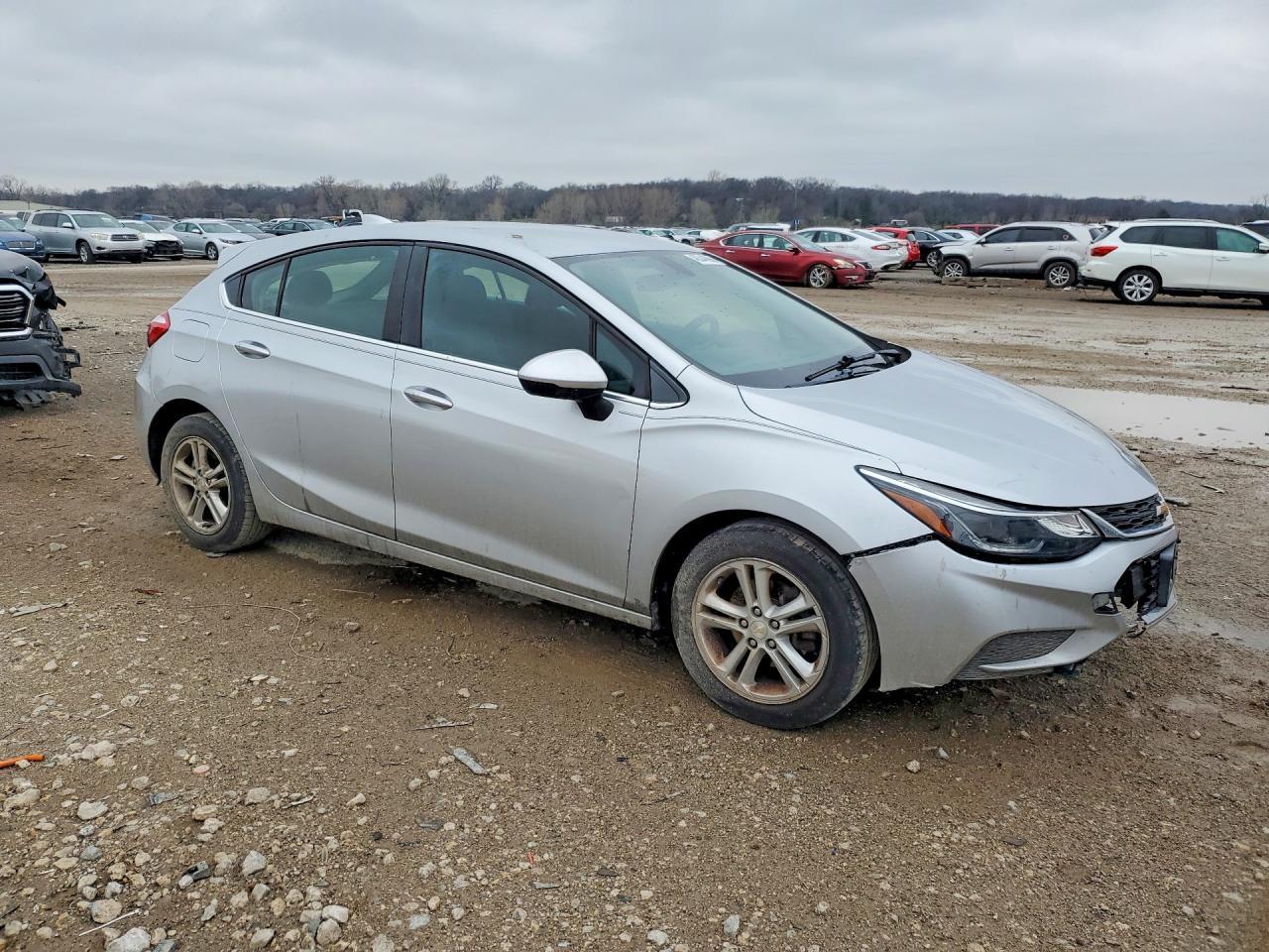 2018 Chevrolet Cruze Lt - Фото 4