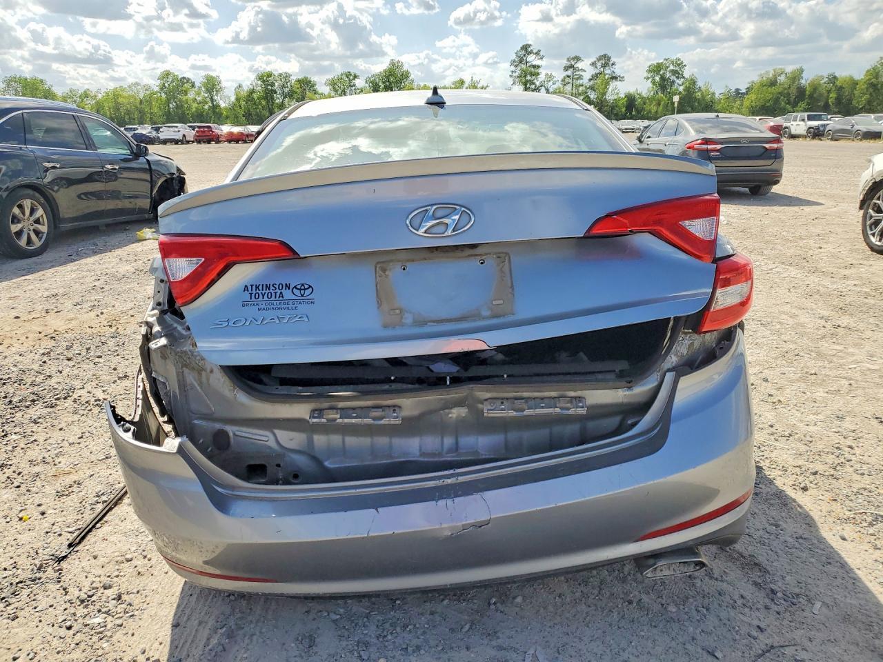 2015 Hyundai Sonata - Фото 6