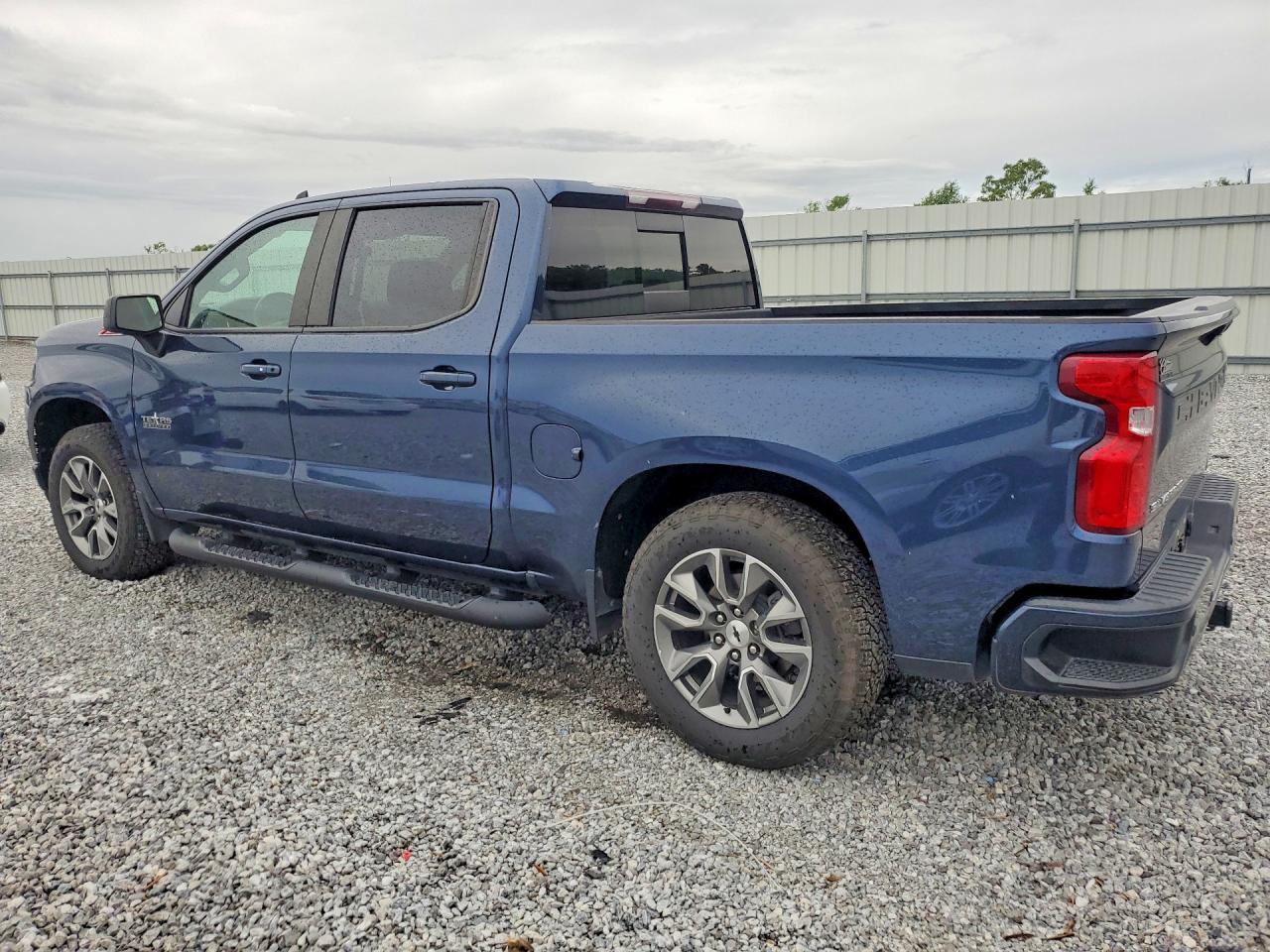2022 Chevrolet Silverado Ltd K1500 Rst - Фото 2