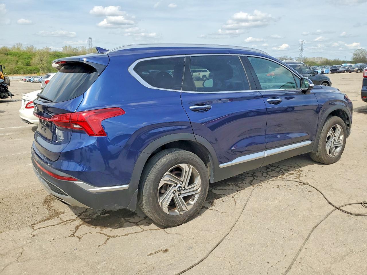 2022 Hyundai Santa Fe Sel - Image 3