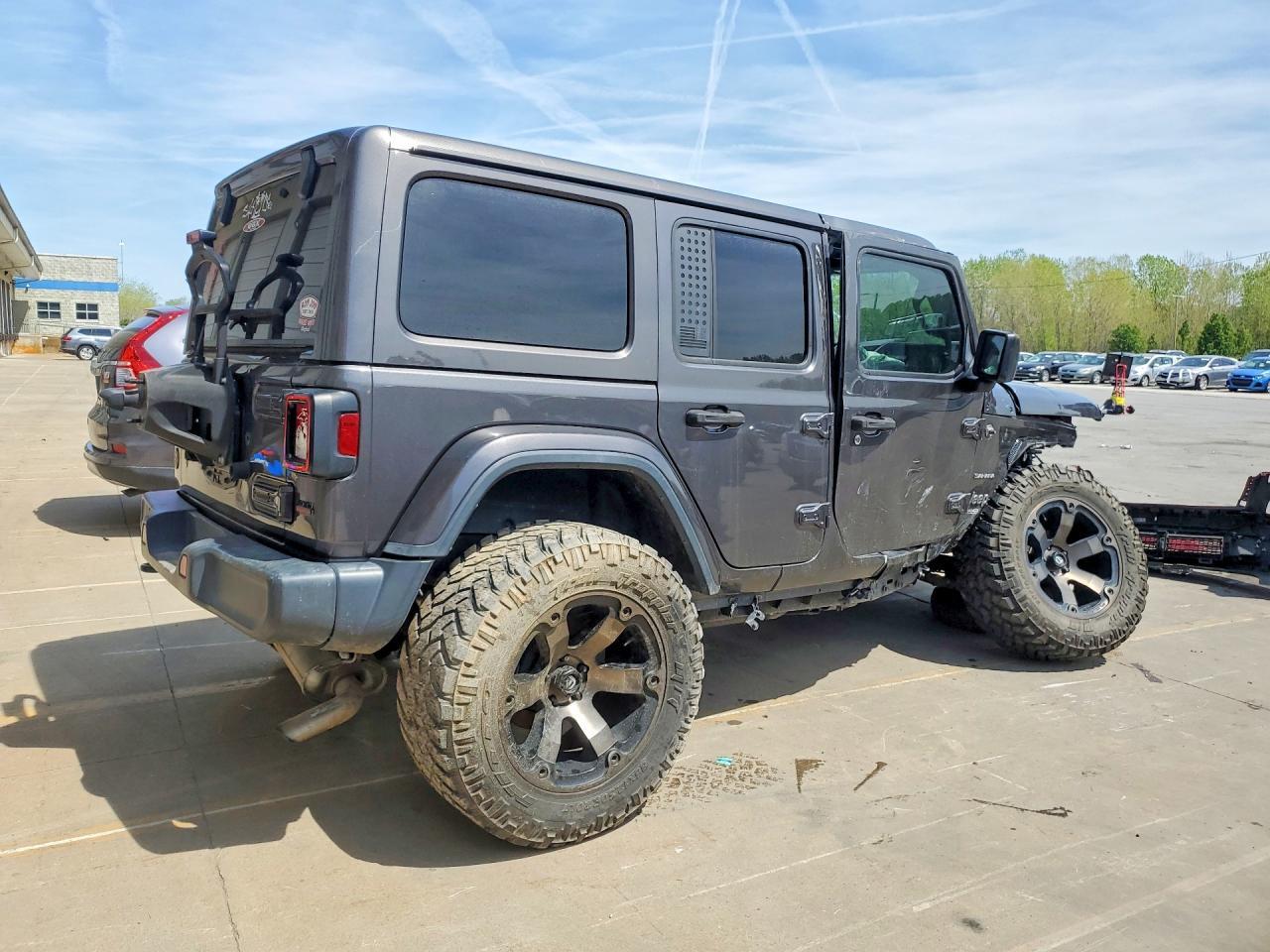 2018 Jeep Wrangler Unlimited Sahara - Фото 3