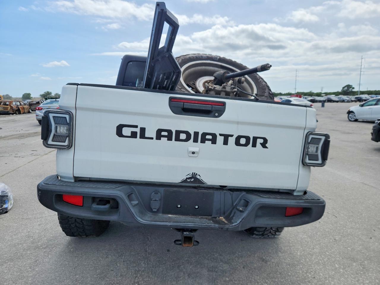 2020 Jeep Gladiator Sport - Image 6