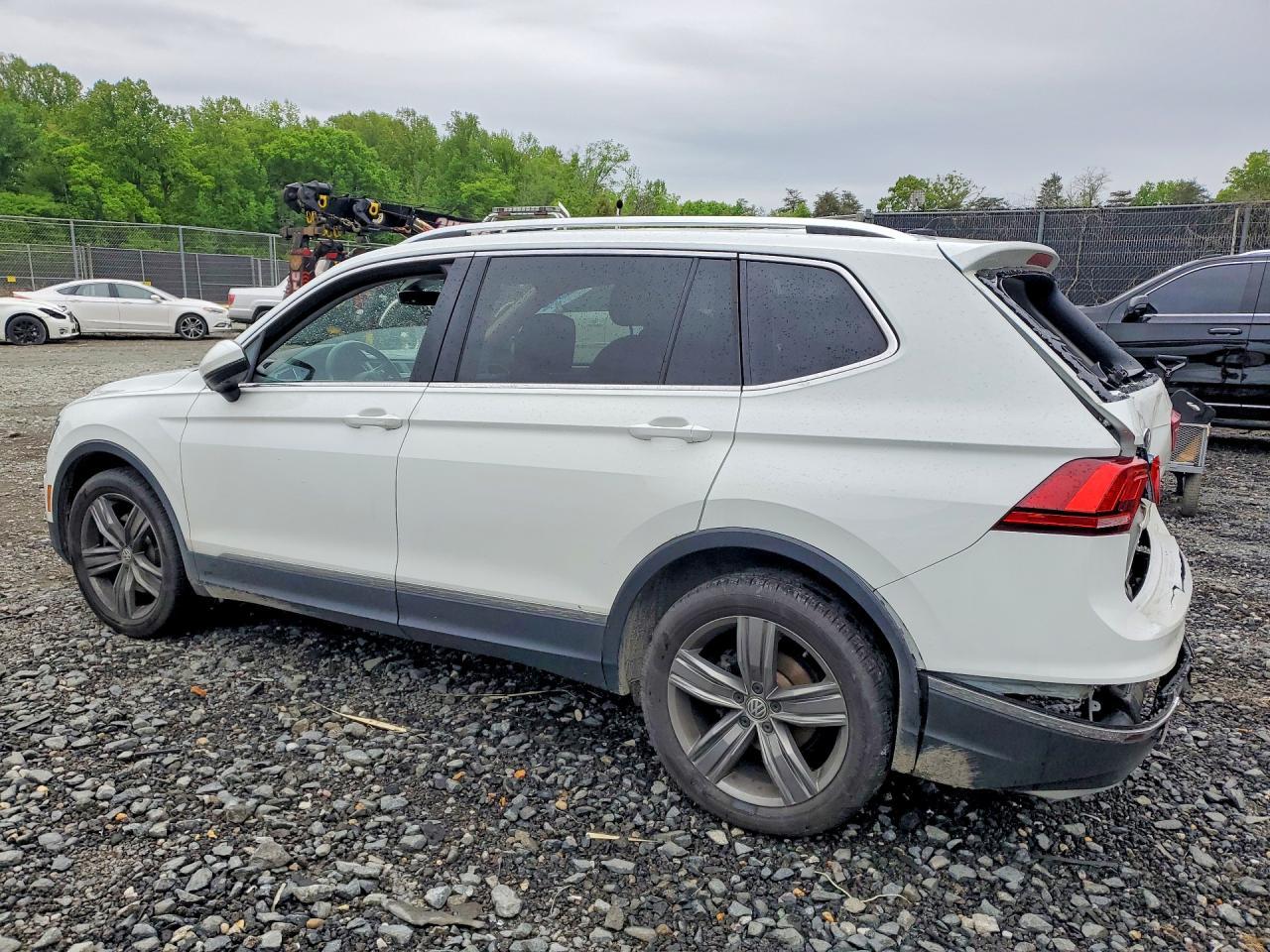 2018 Volkswagen Tiguan Sel Premium - Фото 2