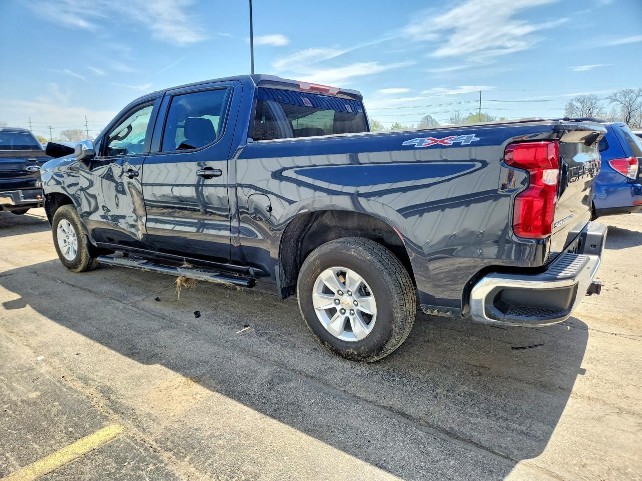 2024 Chevrolet Silverado K1500 Lt - Image 2