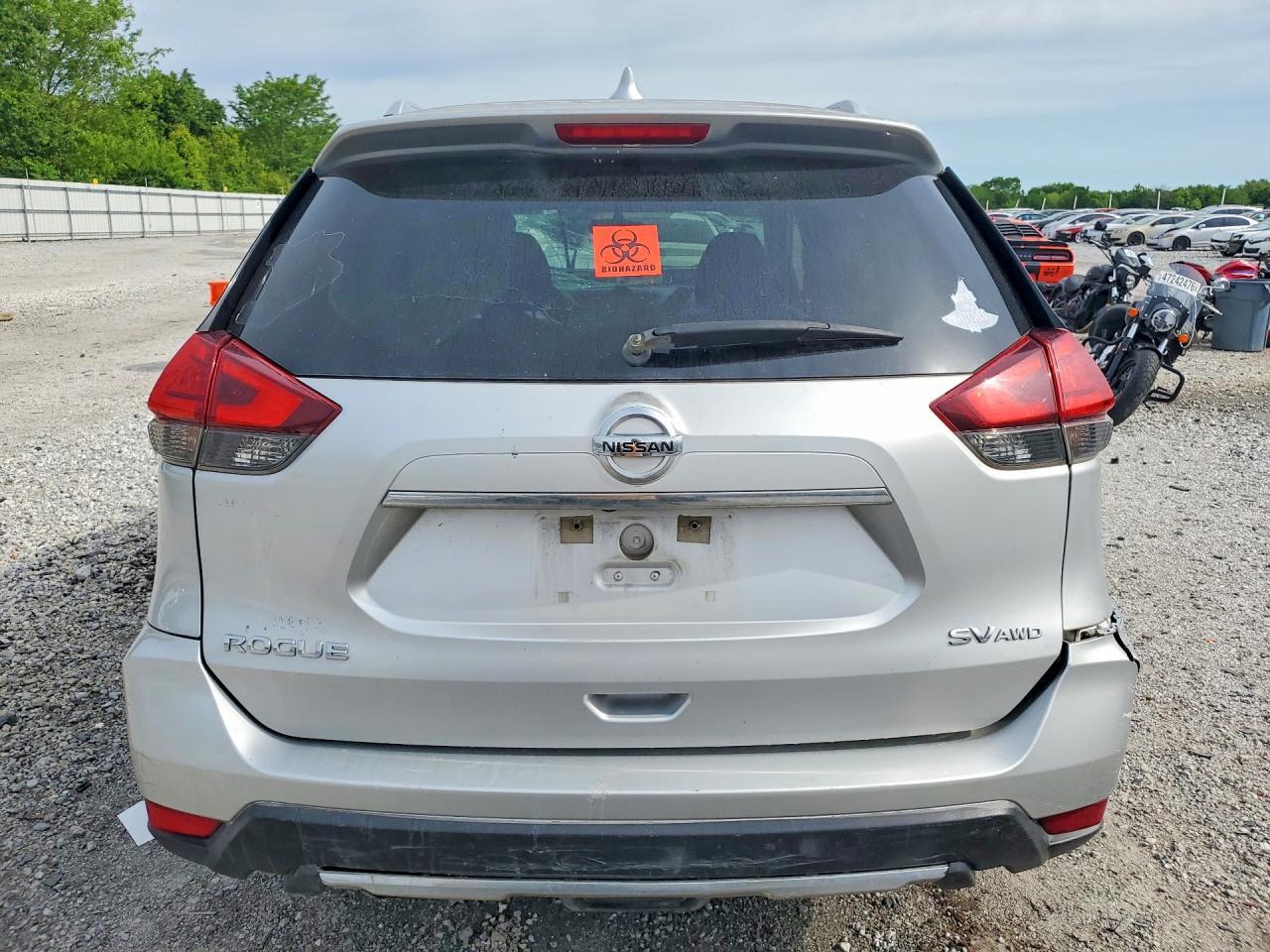 2017 Nissan Rogue Sv - Фото 6