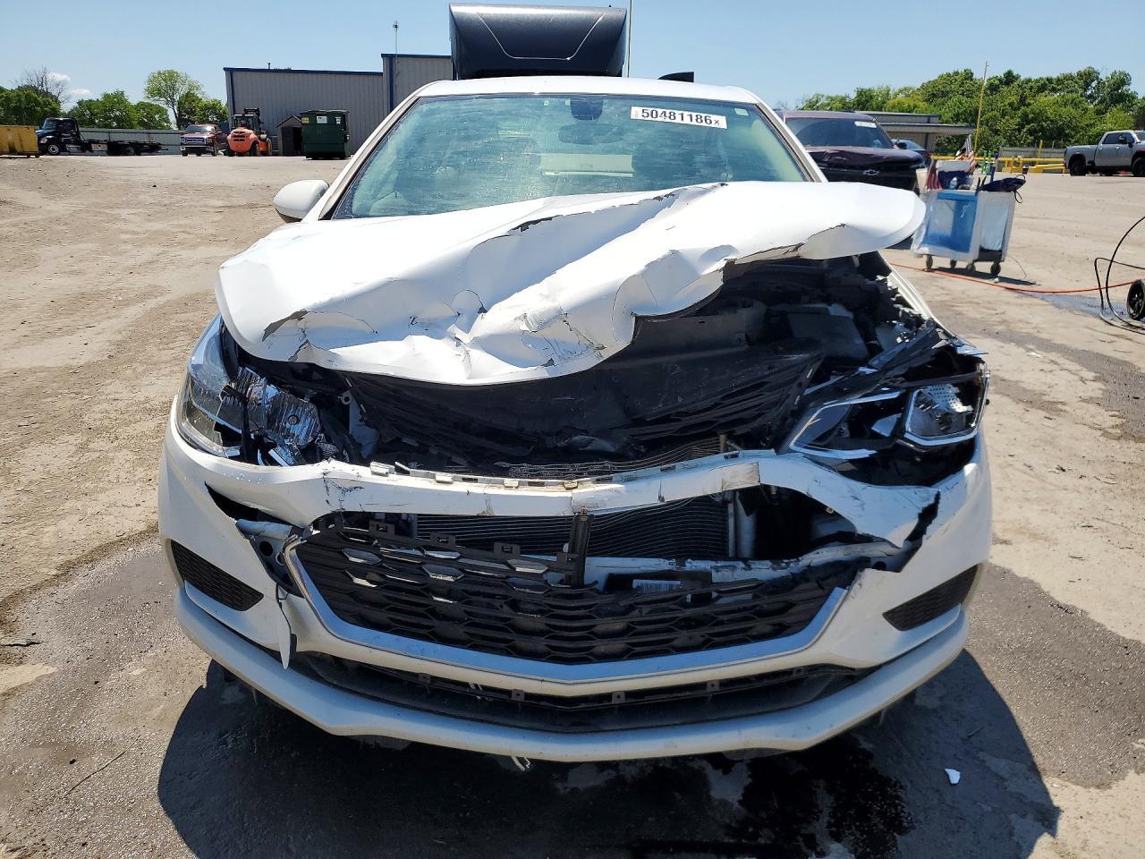 2018 Chevrolet Cruze Ls - Image 5