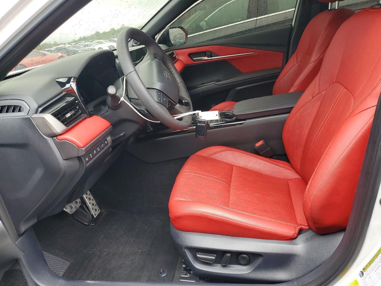 2025 Toyota Camry Xse - Фото 7