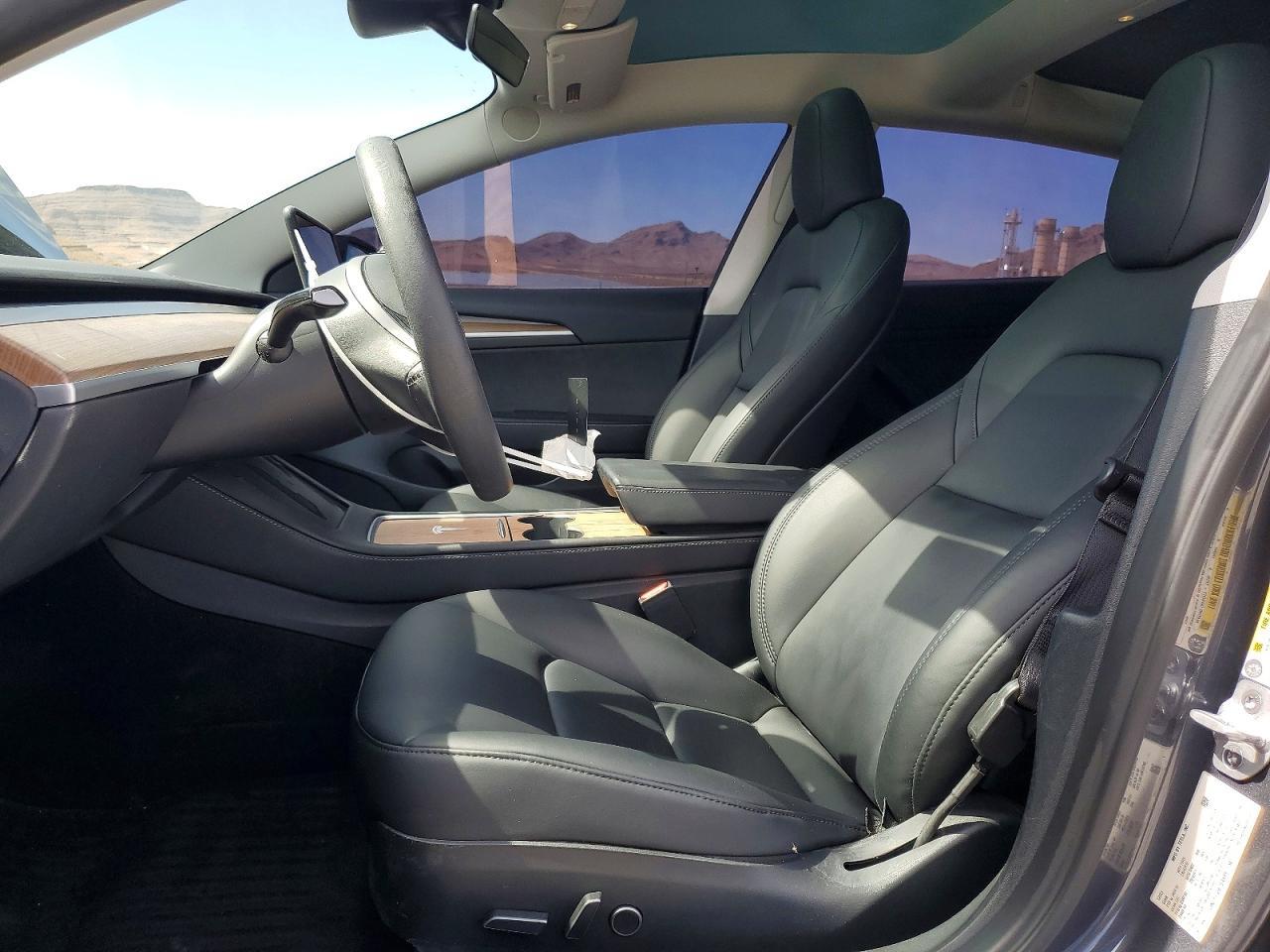 2023 Tesla Model 3 - Фото 7