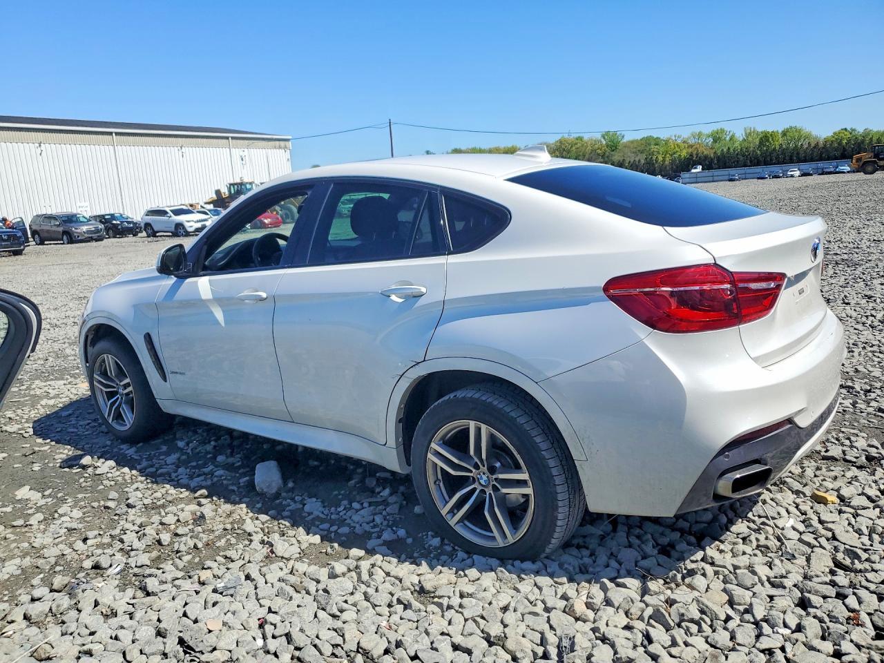 2015 BMW X6 xDrive35I - Image 2