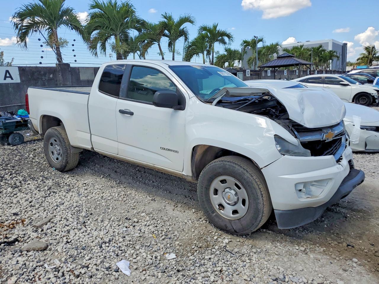 2018 Chev Colorado - Image 4
