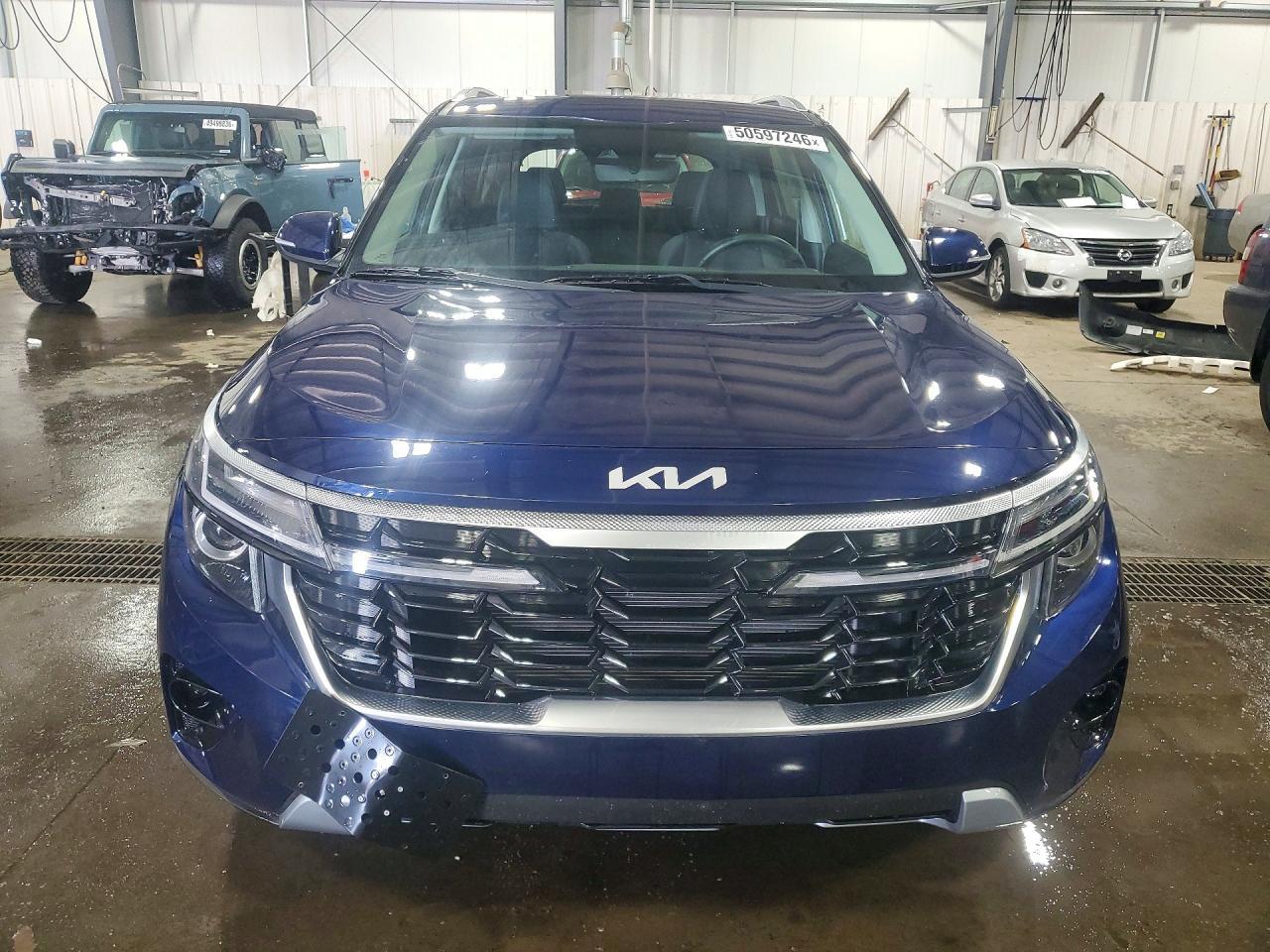 2024 Kia Seltos Ex - Image 5