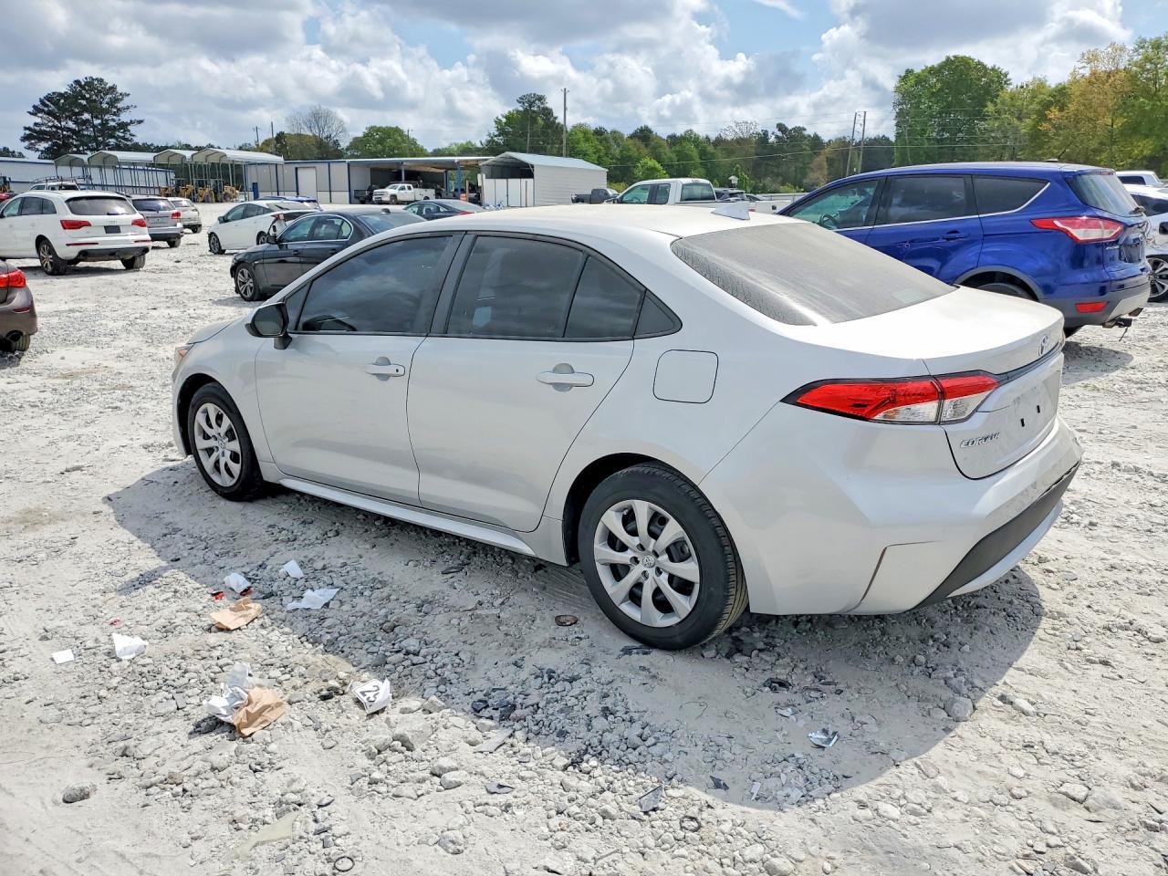 2022 Toyota Corolla Le - Фото 2