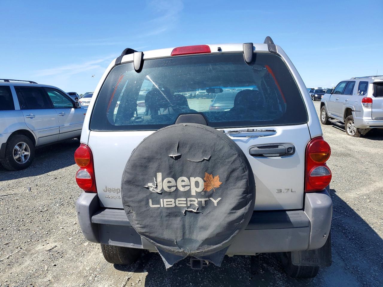2002 Jeep Liberty Sport - Фото 6