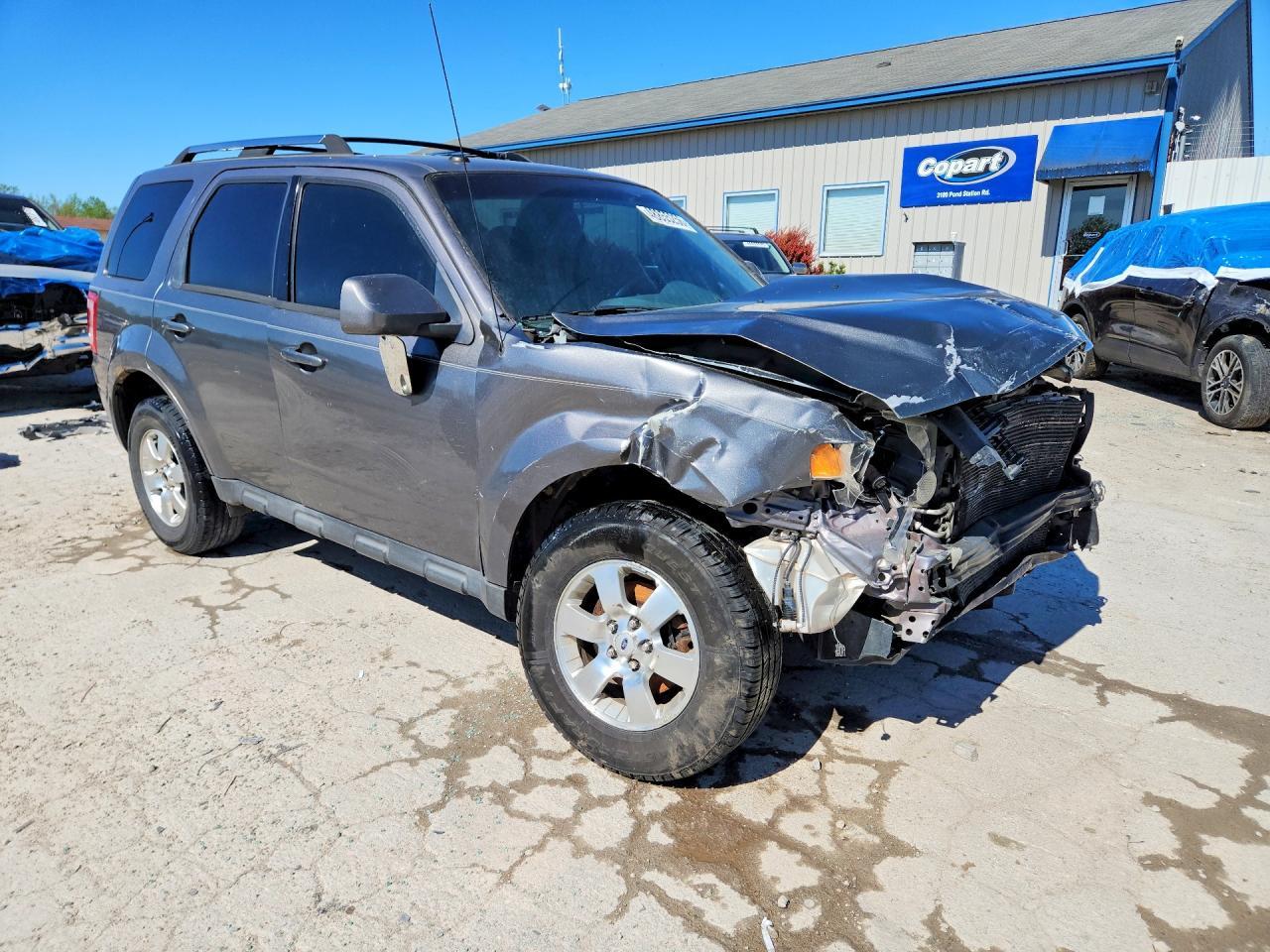 2011 Ford Escape Limited - Image 4