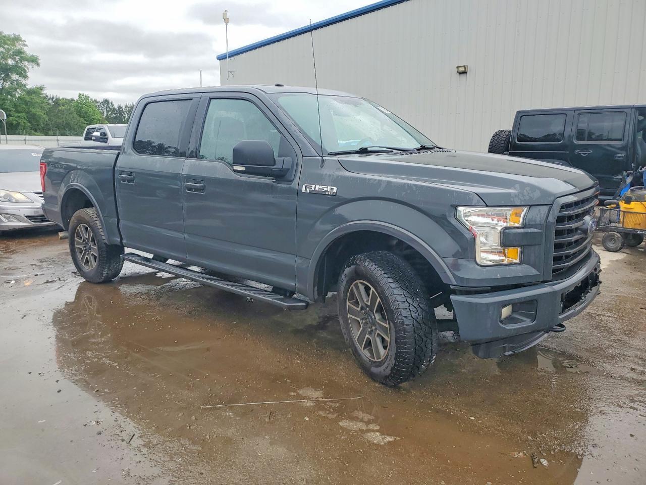 2016 Ford F150 Supercrew - Фото 4